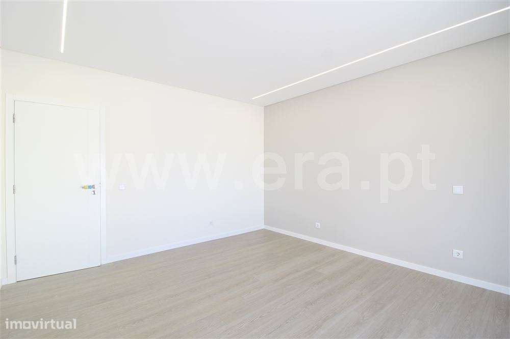 Moradia Isolada 4 quartos, Venda-7