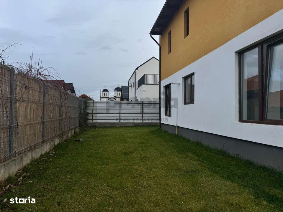 Casa de vanzare | 5 camere • 3 bai • 415 mp teren | Harman-2