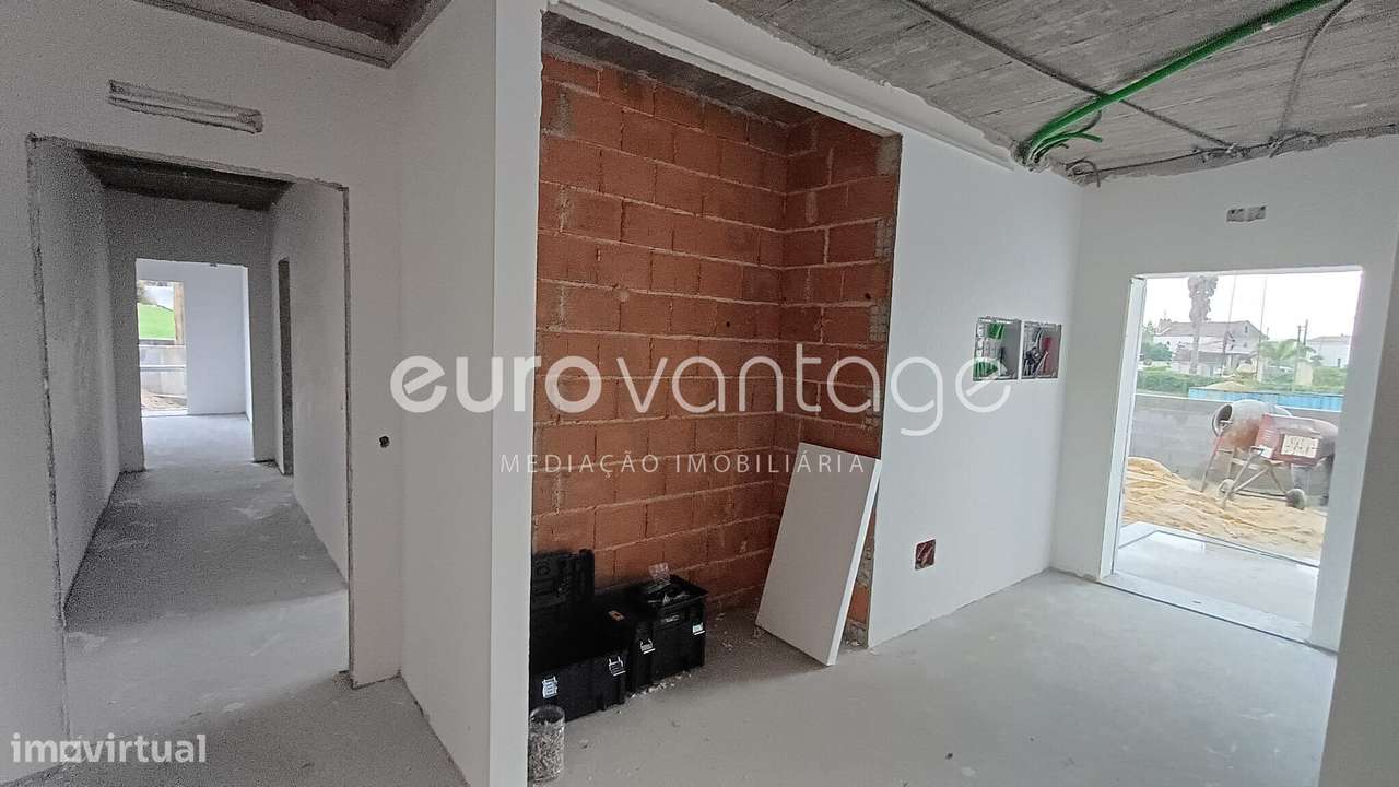 Moradia T3 Térrea e Individual | Em Construção | Zona Calma a 15 mi... - Grande imagem: 5/26