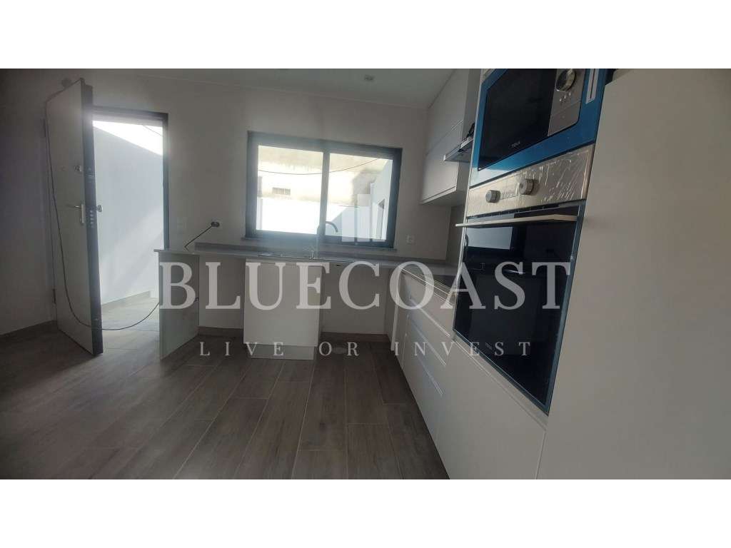 Moradia Térrea V3 com Espaço Exterior e Churrasqueira - Conforto e ... - Grande imagem: 5/19