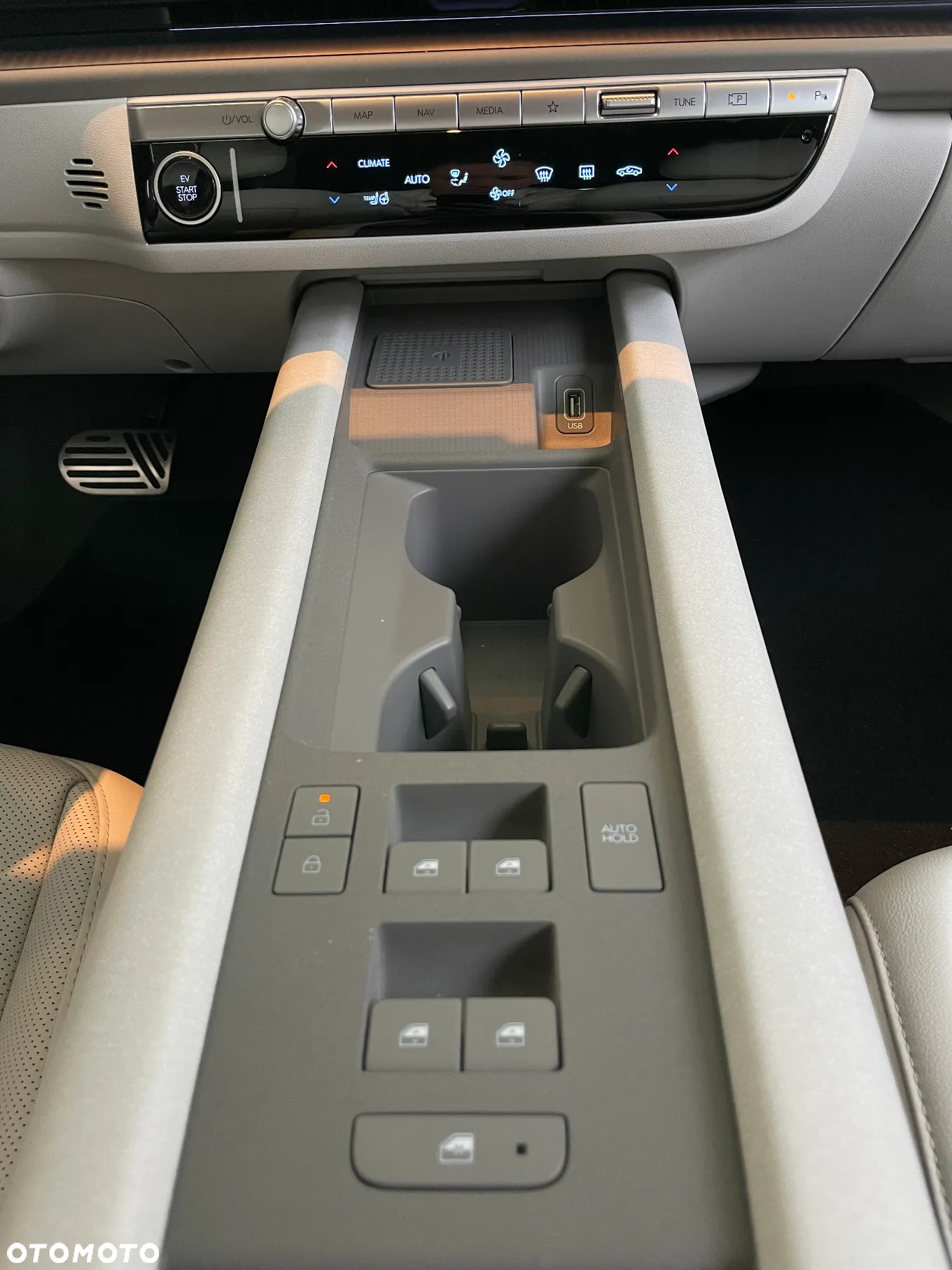 Hyundai IONIQ 6 77kWh Uniq 4WD - 22