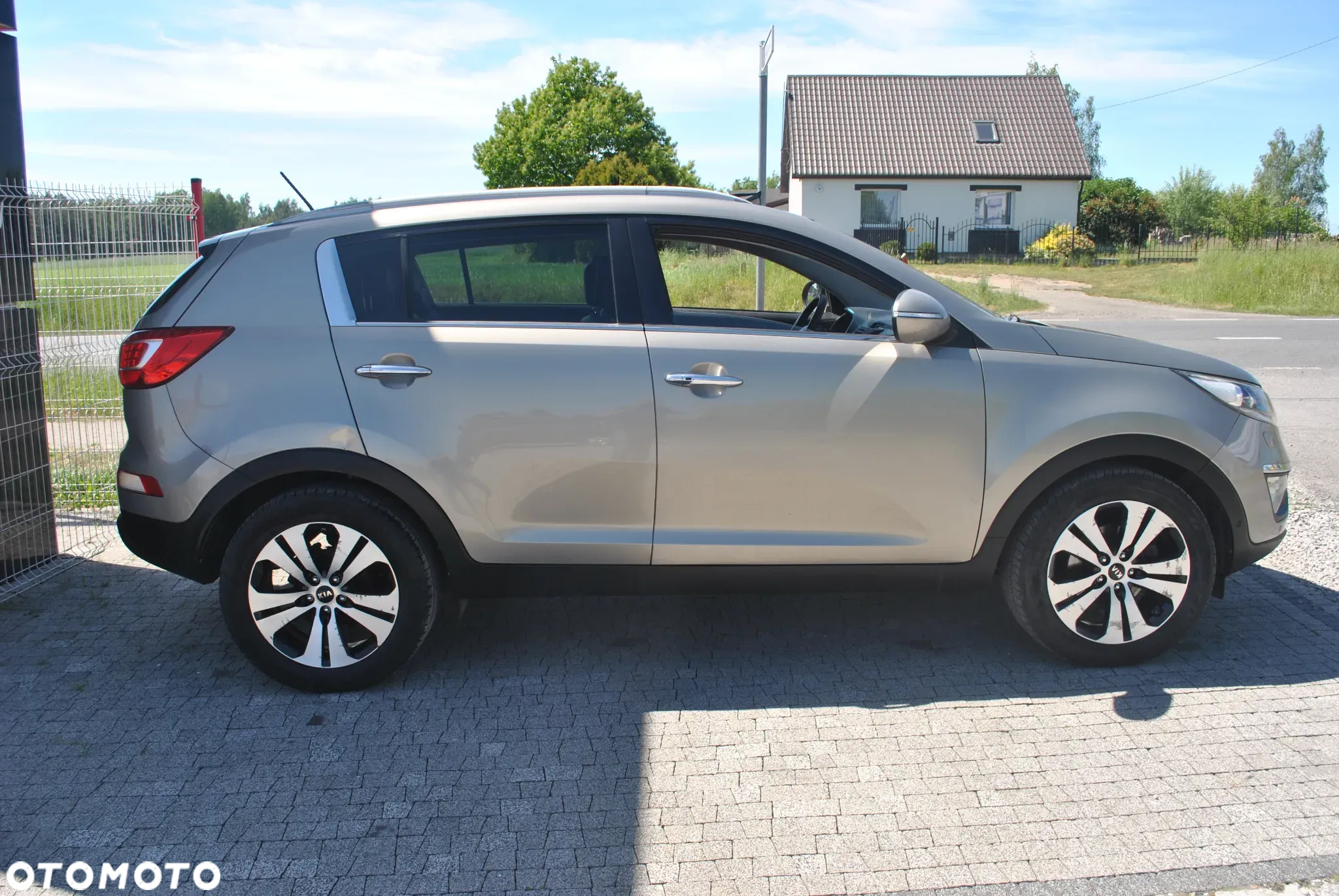 Kia Sportage 1.7 CRDI XL 2WD - 8