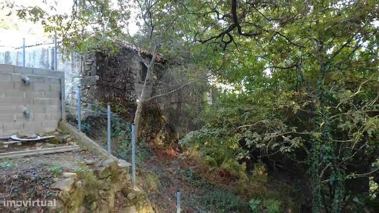 Moradia para restauro em Ribeira do Neiva, Vila Verde! - Grande imagem: 4/18