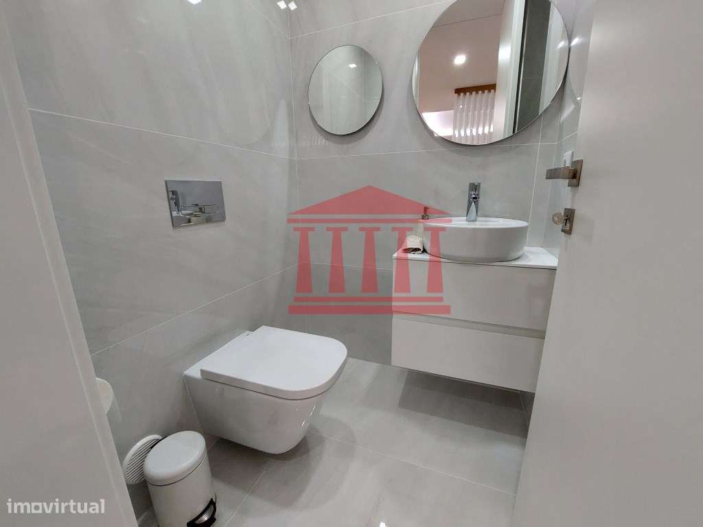 APARTAMENTO T3 C/ GARAGEM-9