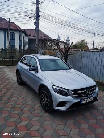 Mercedes-Benz GLC 250 d 4Matic 9G-TRONIC AMG Line - 4