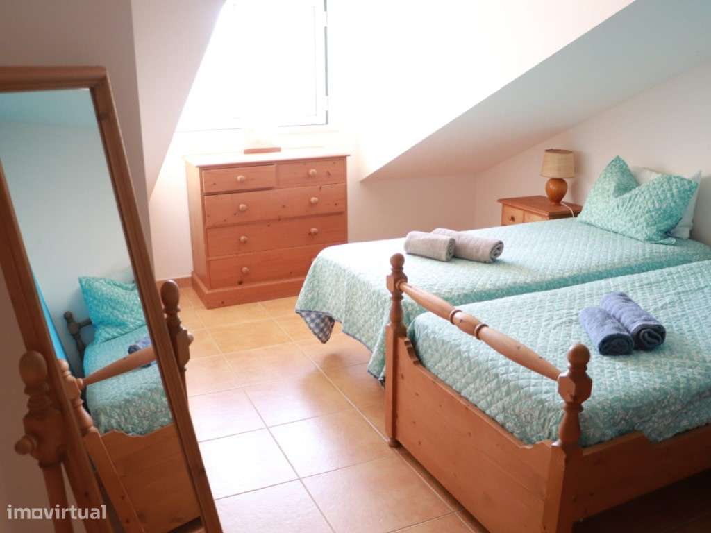 Apartamento T1+2 Duplex, em condomínio fechado, a 2 minutos da praia-23