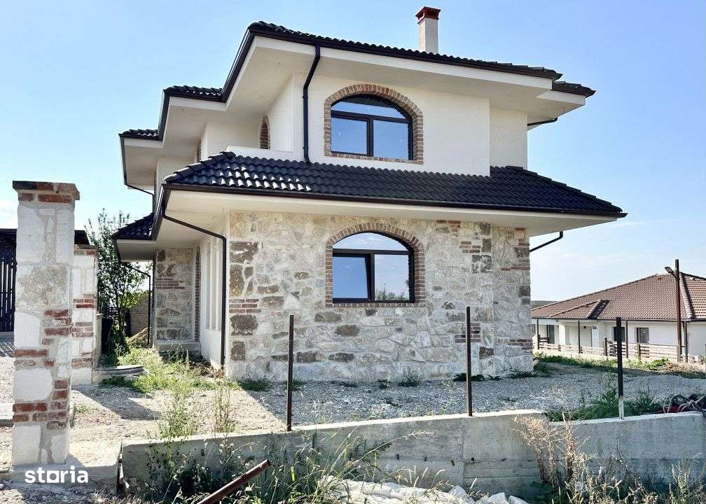 Casa individuala, 150 mp, 4 camere, 4 bai, teren 450 mp, Dezmir-2