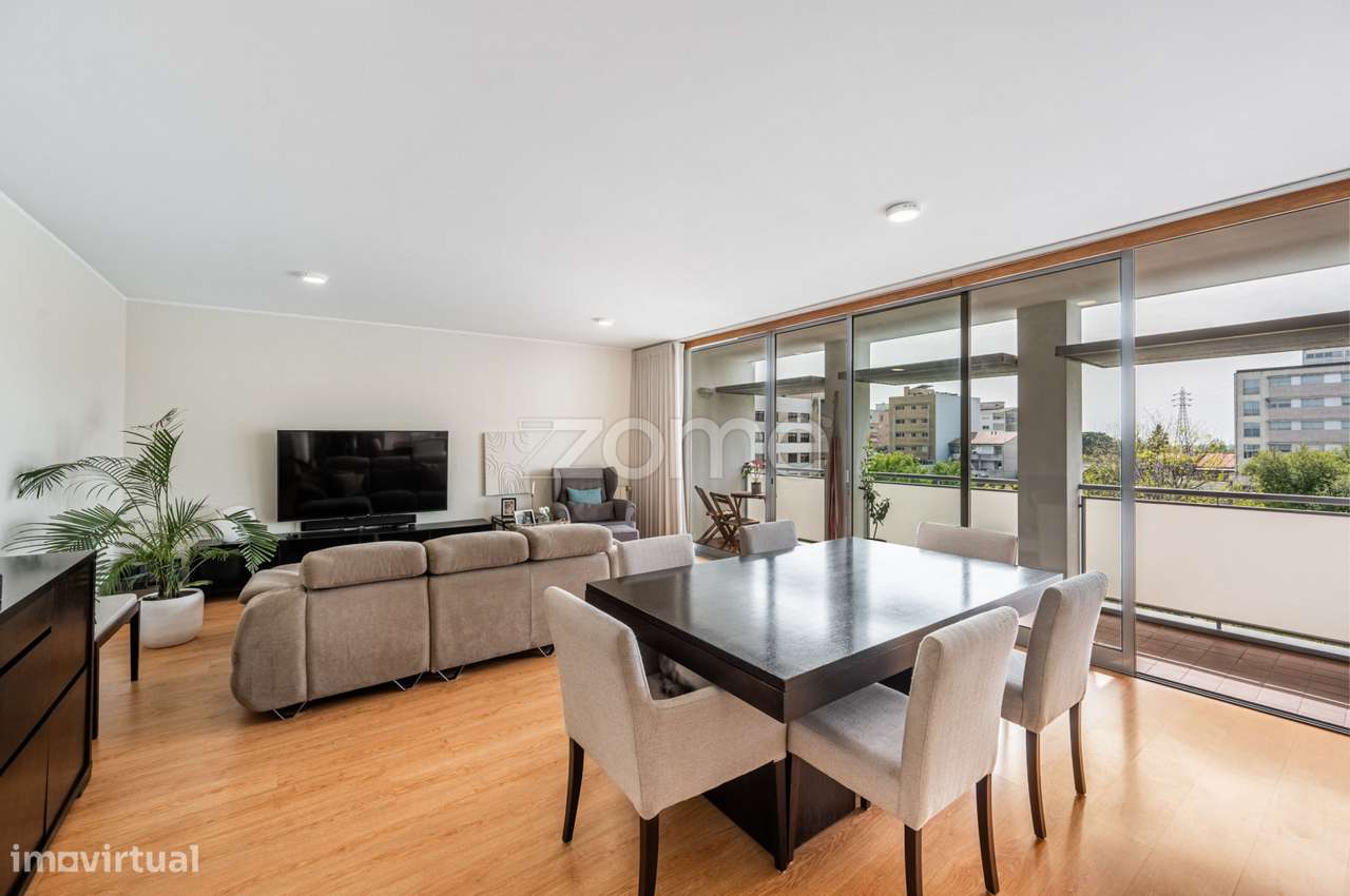 Apartamento T2 De Excelencia Centro Da Maia Garagem Dupla