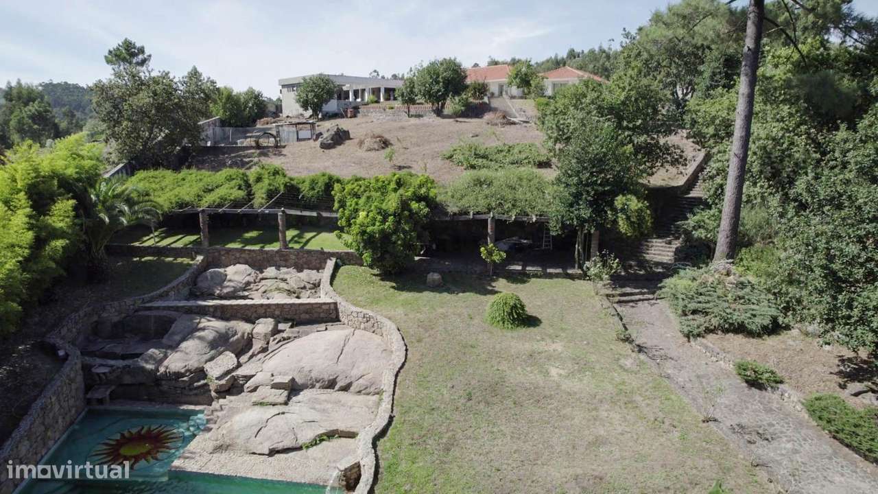 Moradia Térrea de 596m2 em Terreno de 10.000m2 | Paços de...-54