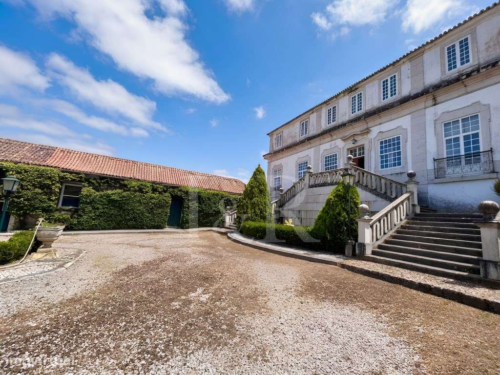 Quinta senhorial do séc. XVIII com capela e jardins em Torres Vedras-27