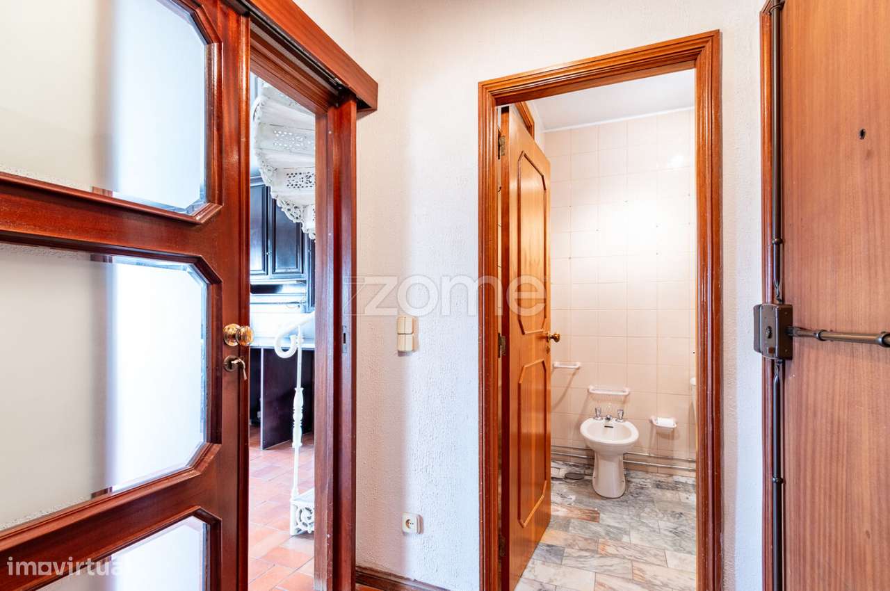 Apart. T1 Duplex com Terraço | Junto à Casa de Saúde da Boavista - Grande imagem: 3/29