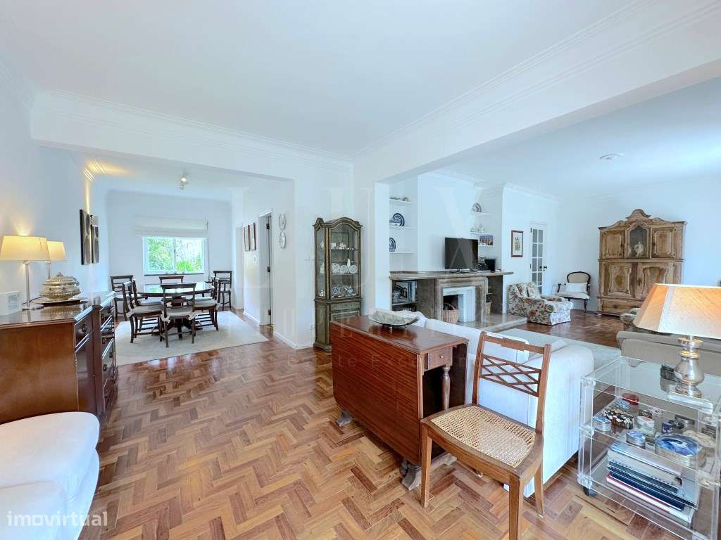 MORADIA DE CHARME EM LOCALIZAÇÃO NOBRE DE CASCAIS-16