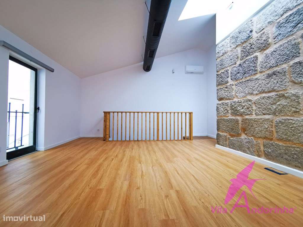 Moradia T2 Duplex no centro de Caminha-16