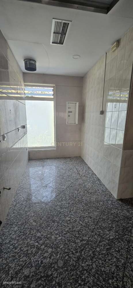 Loja com Viabilidade para Habitação – 91 m² – Rio Tinto - Grande imagem: 5/7