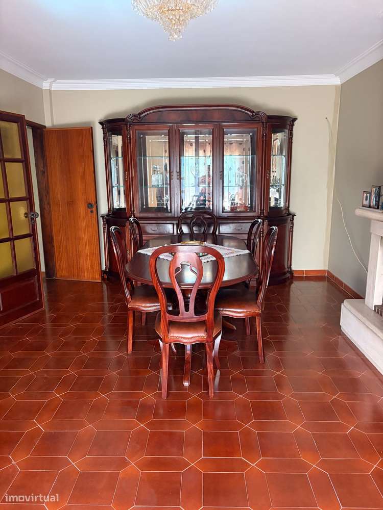 Moradia geminada com garagem Bro Além das Vinhas 595.000€-20