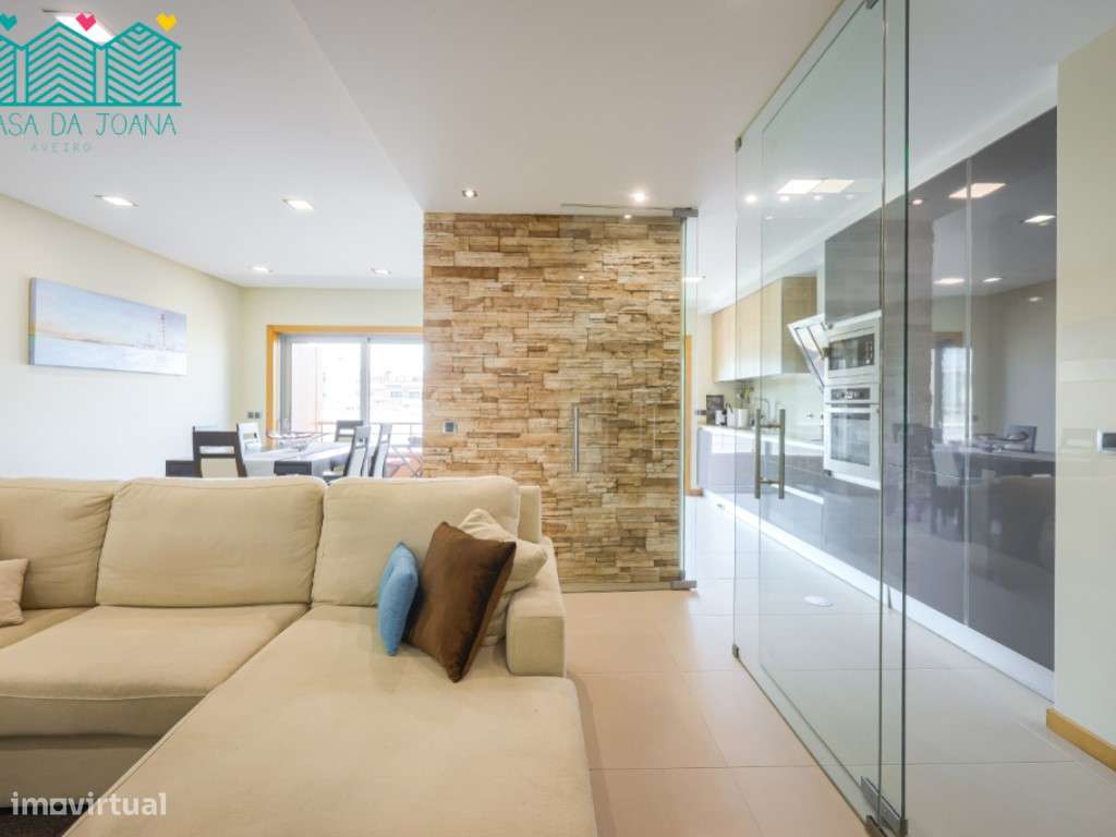 Apartamento T2 com Lugar de Garagem na Praia da Barra - Grande imagem: 3/39