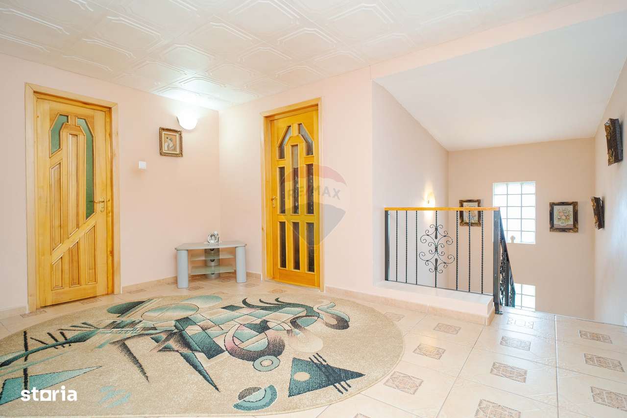 Casă / Vilă de Vânzare 200mp Teren 870mp Str. Soarelui - Valea Lupului-14