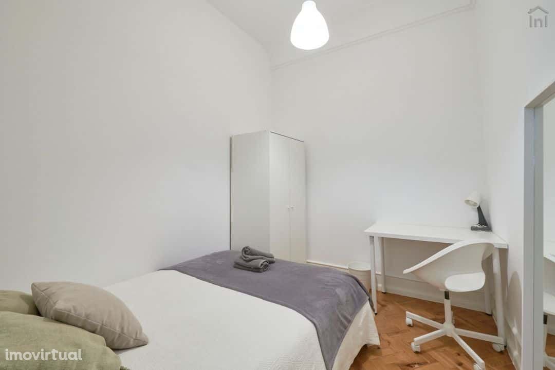 Cozy double interior bedroom in Alameda - Room 6