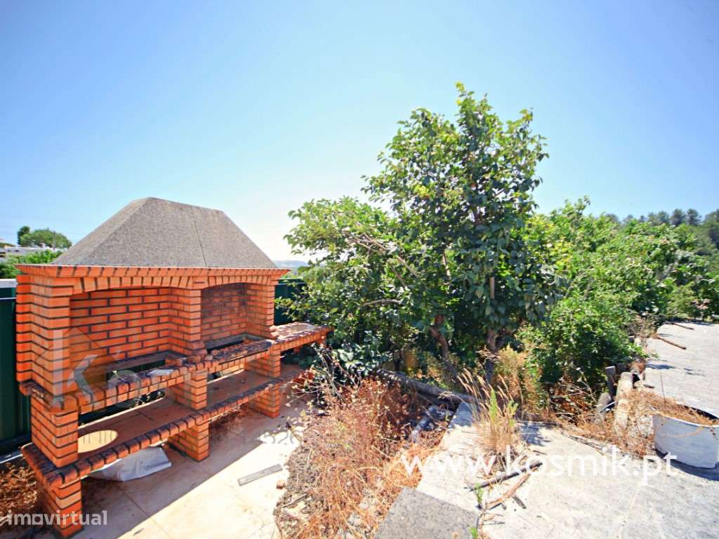 Moradia bifamiliar de Luxo para recuperar V5 + V5 :: Bucelas - Lour...-43