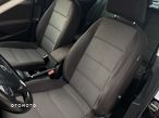 Volkswagen Golf 1.6 TDI DPF Style - 25