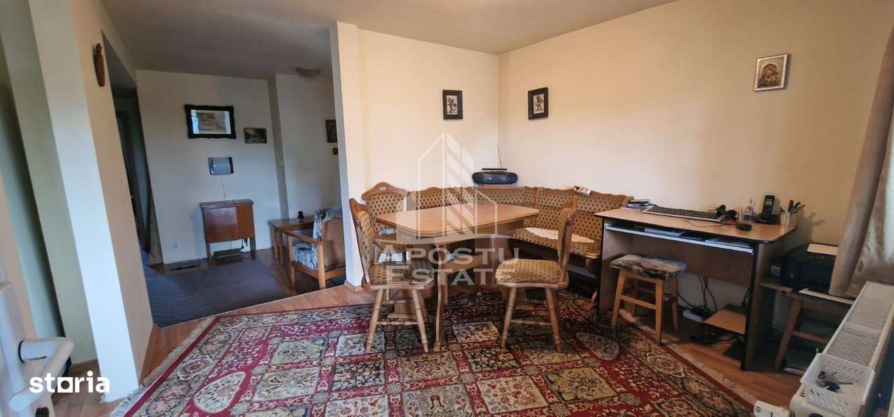 Casa individuala , centrala proprie , AC , curte , in oras - Imagine principală: 4/15