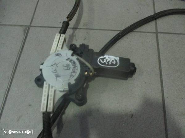 Elevador Com Motor 4717200 CHRYSLER VOYAGER 1999 5P FD - 2