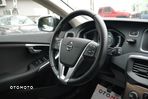 Volvo V40 Cross Country D2 Momentum - 12