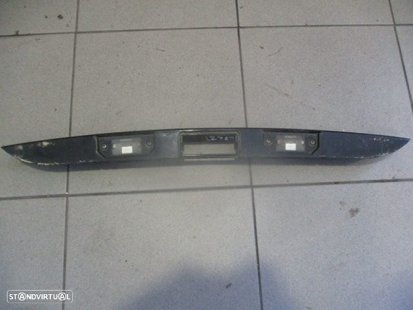 Grelha Friso 6M51R43404BC  9M51R43404CA FORD FOCUS 2 SW FASE 2 2010 1.6TDCI 90CV 5P PRETO FRISO  MALA - 3