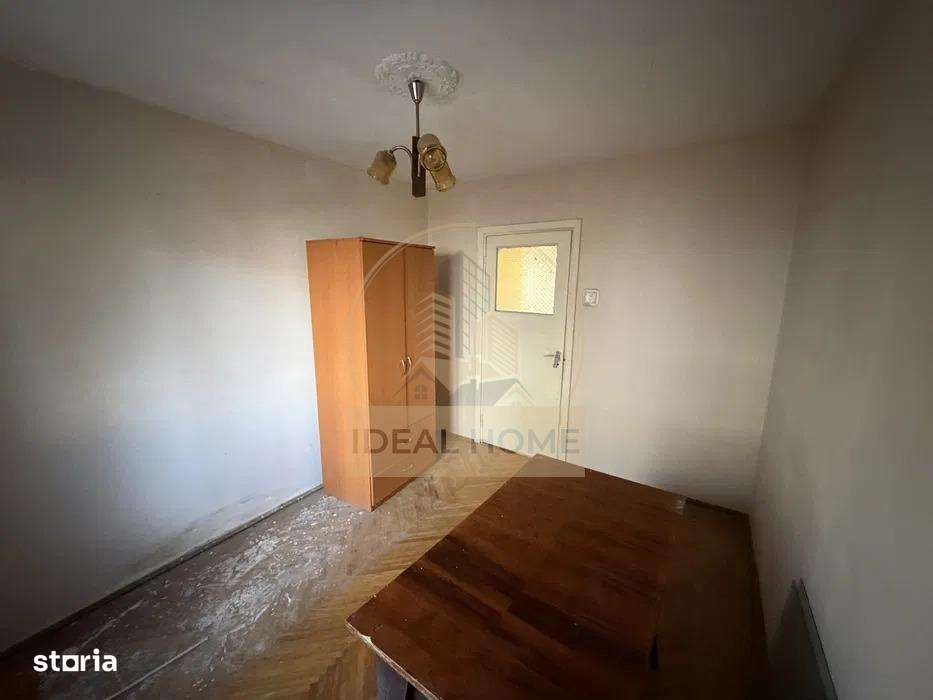Apartament 3 camere decomandat Podu De Piatra - Imagine principală: 5/7