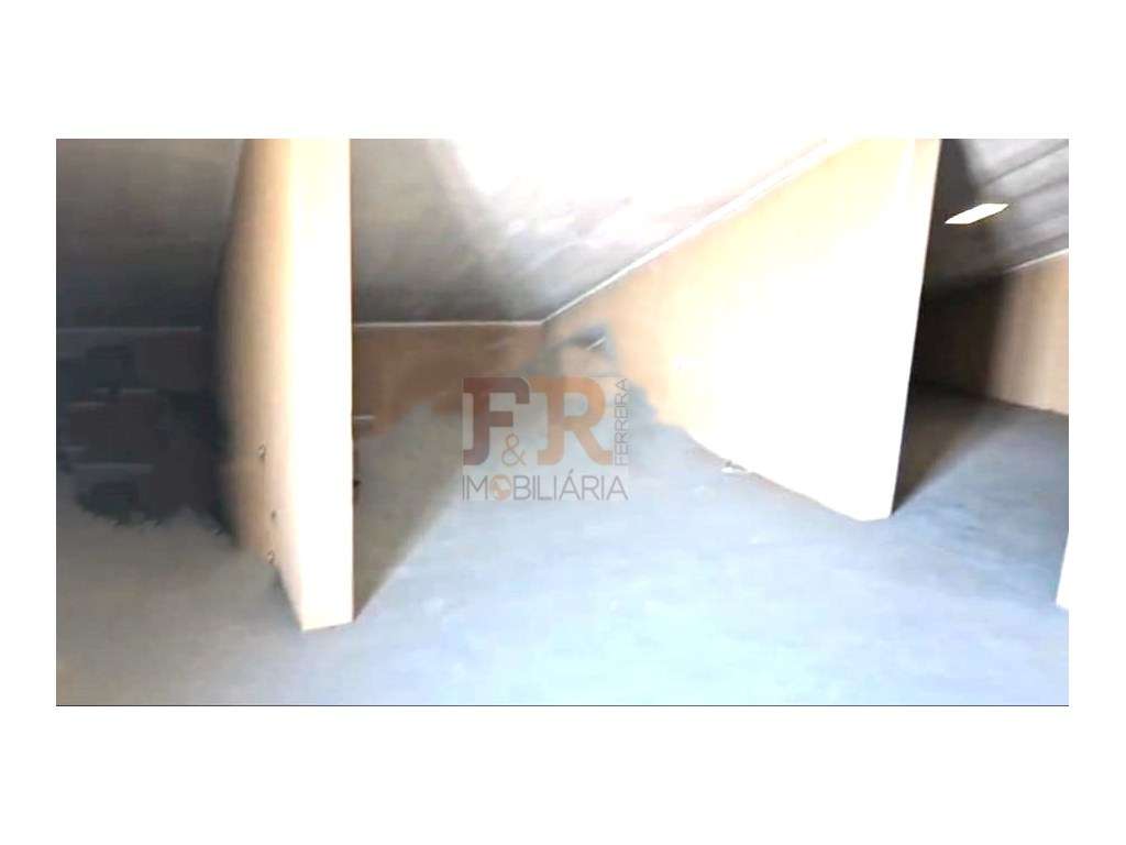 Moradia Duplex T2+1 com sótão aproveitável e Garagem Quinta do Cond...-54