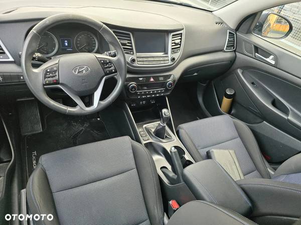 Hyundai Tucson 2.0 CRDi 2WD Trend - 12