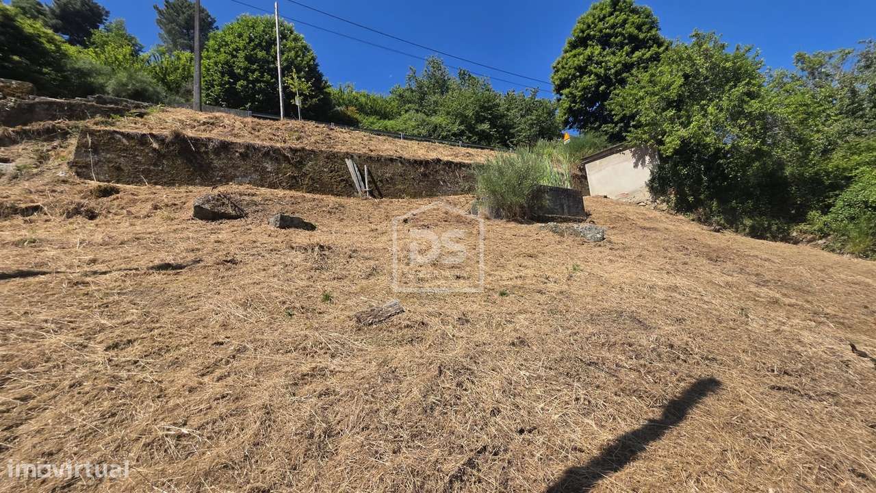 Moradia para Restaurar T3 Venda em São João de Fontoura,Resende-6