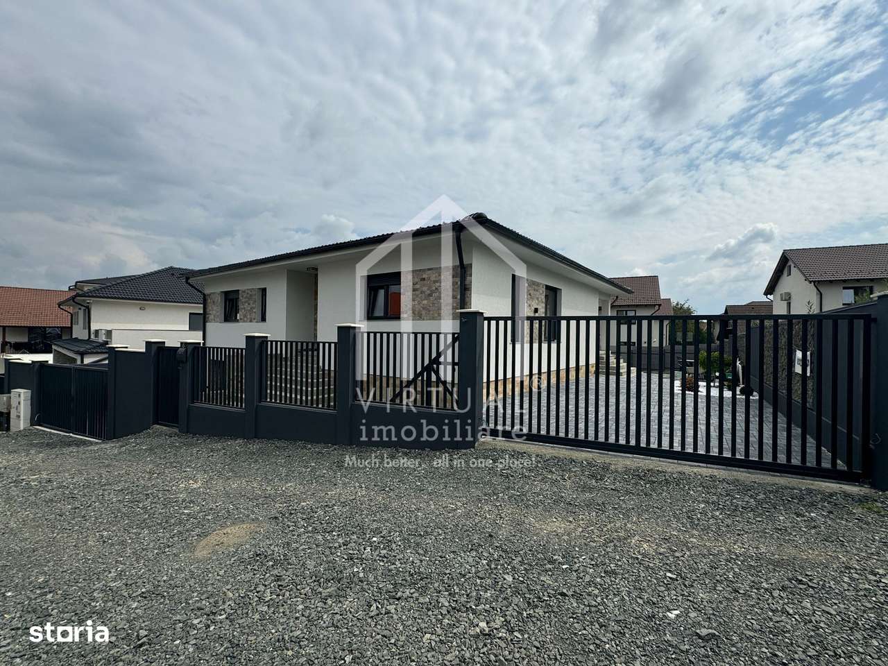 Casa individuala superba in Selimbar- 4 camere, 2 bai, garaj, terasa - Imagine principală: 3/7