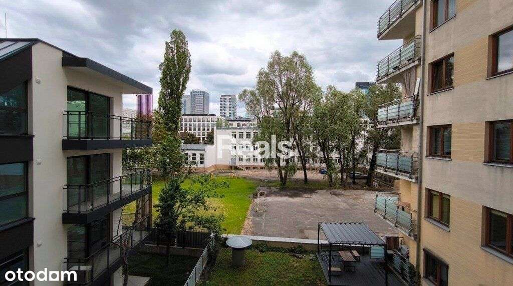 Ciche 2 pokoje,widna kuchnia, loggia Centrum-7