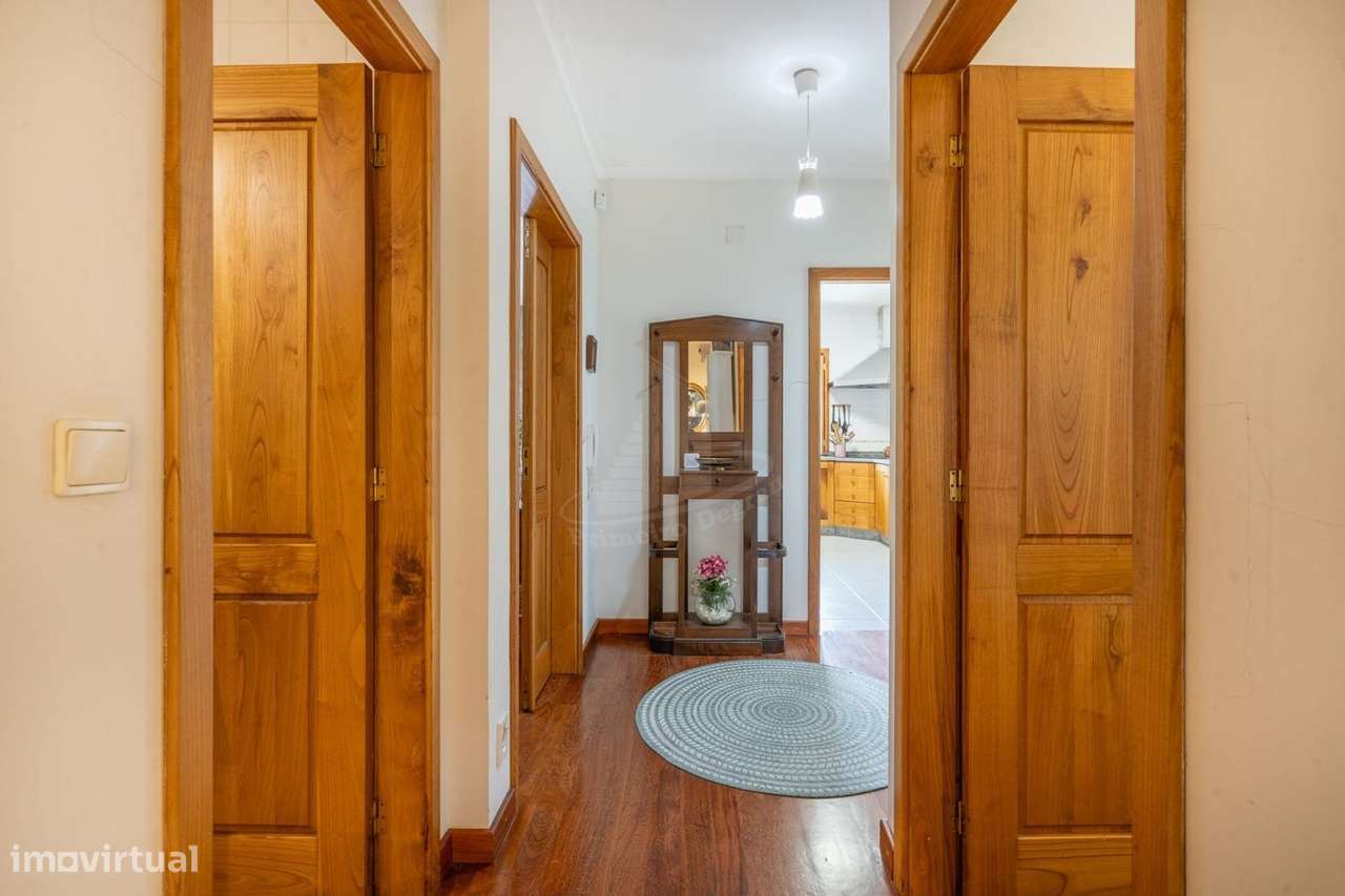 Quinta com Vinha Produtiva e Potencial Turístico junto ao Gerês-11