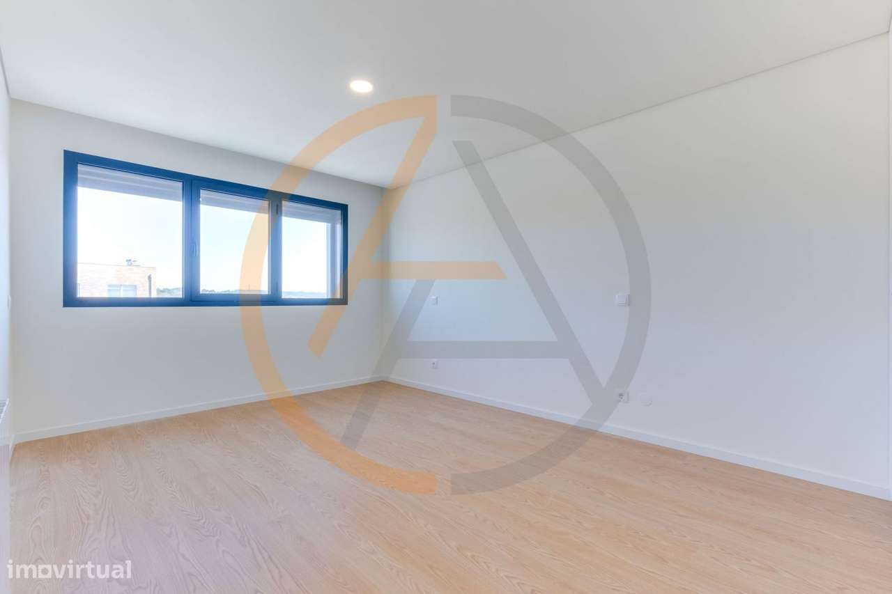 Apartamento T3 | Santa Marinha-25