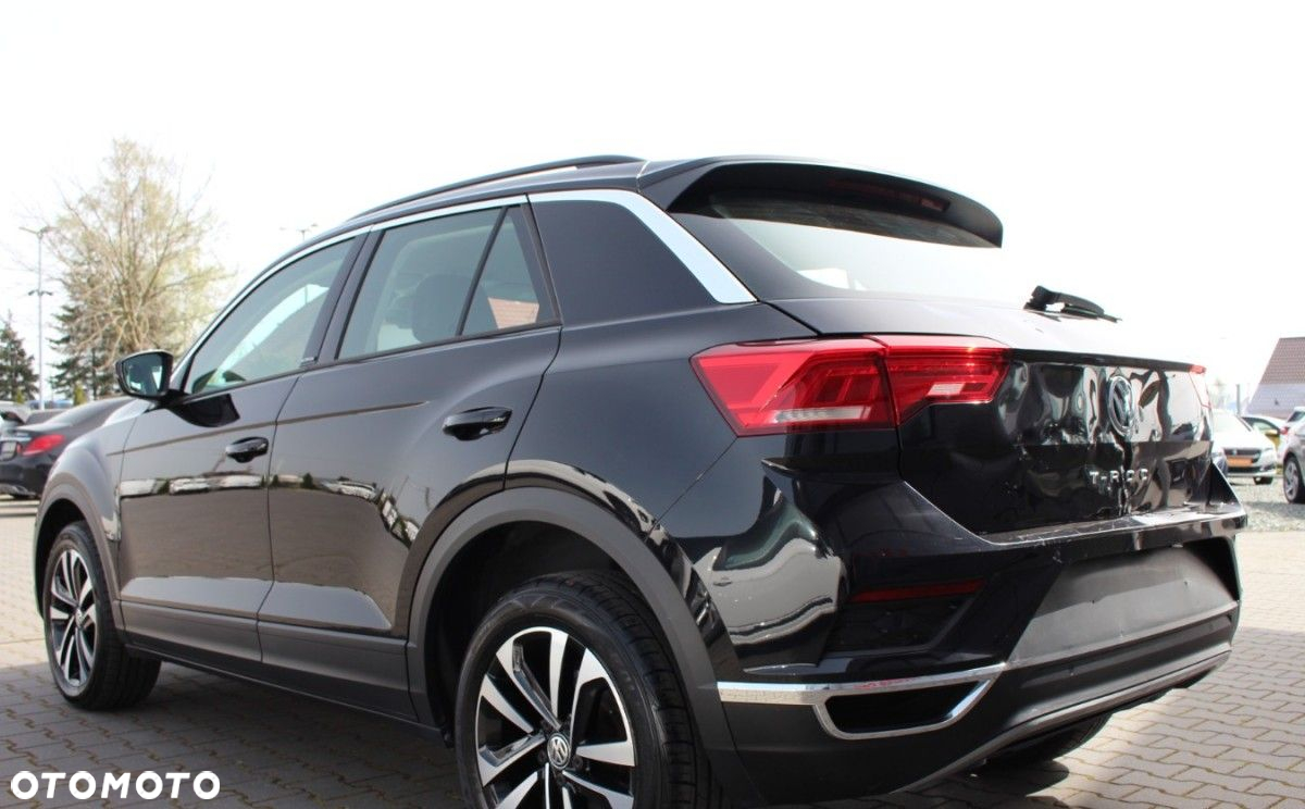 Volkswagen T-Roc - 8