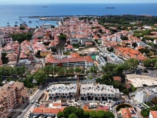 Moradia T4 com jardim inseria num novo empreendimento em Cascais - Grande imagem: 3/81