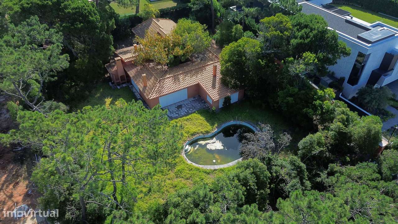 TERRENO DE 1.940m² COM PROJECTO APROVADO-13