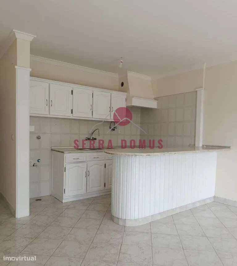 Apartamento T1  junto ao mar - Praia do Magoito com lugar de estaci...-9