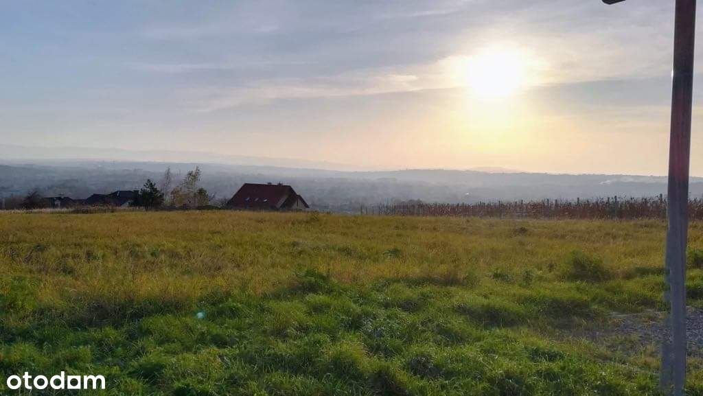 Malowniczo położona, uzbrojona działka na 2 domy