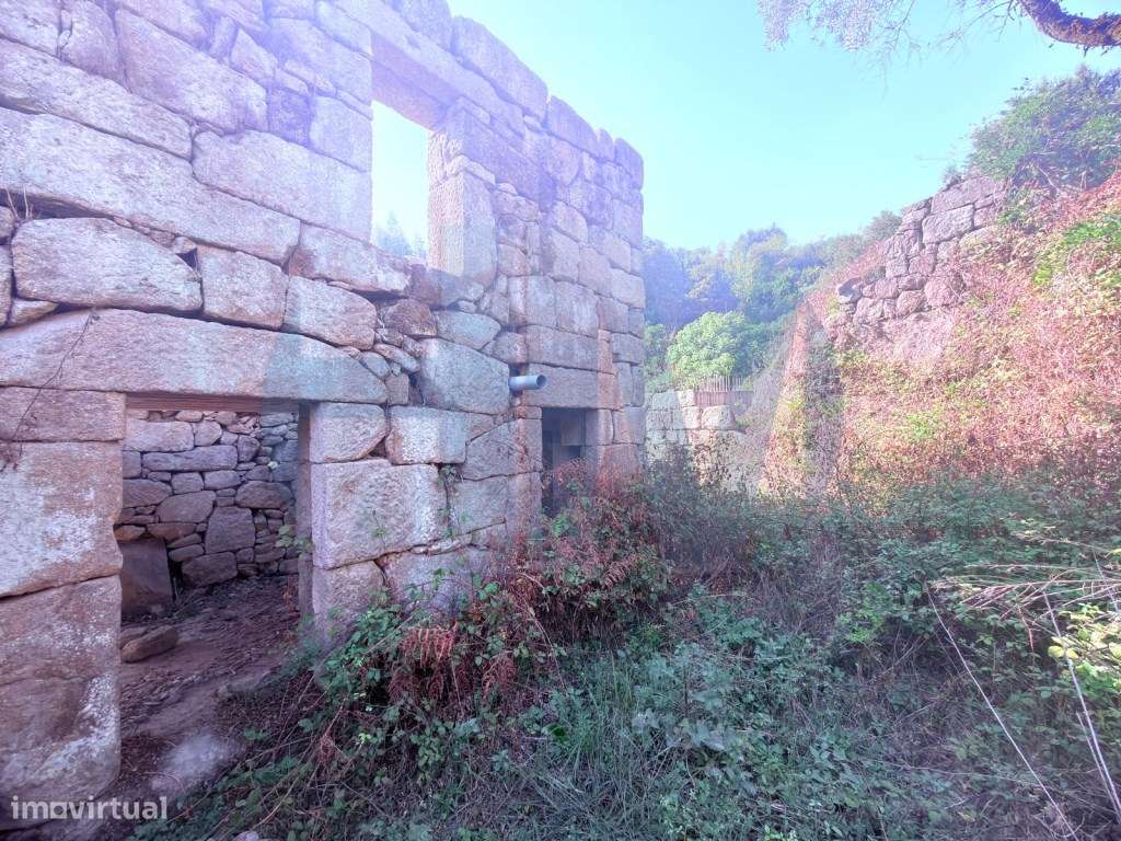Quinta Histórica com Vista Deslumbrante sobre o Rio Tâmega-6