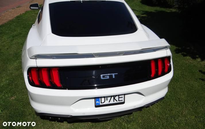 Ford Mustang - 7