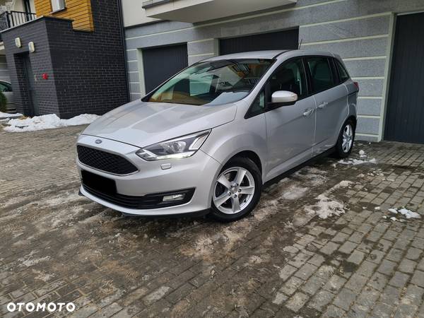 Ford Grand C-MAX - 1