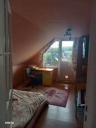 Casa cu etaj,5 cam,160 mp,teren 300 mp,Corunca, zona Peny-8
