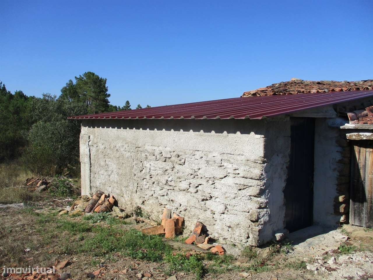 construção de pedra, terreno, - Grande imagem: 3/10