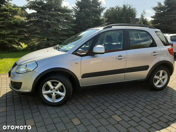 Suzuki SX4 1.6 Comfort 4WD - 3