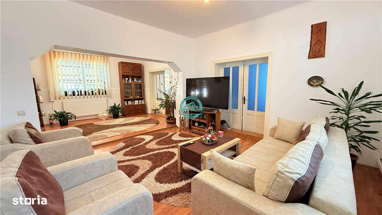 Vand casa cu 5 camere si teren 1040 mp in Toaca - Imagine principală: 4/20