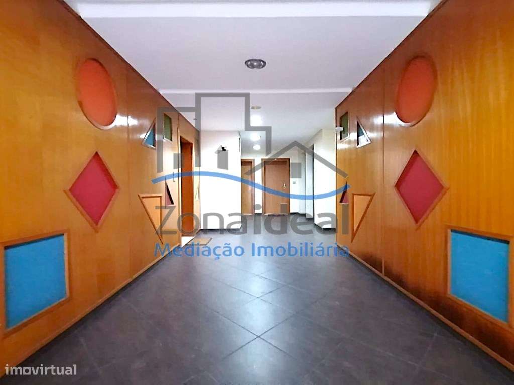 Apartamento T3 com terraço, 2 parqueamentos - Condomínio Top Reside...-24