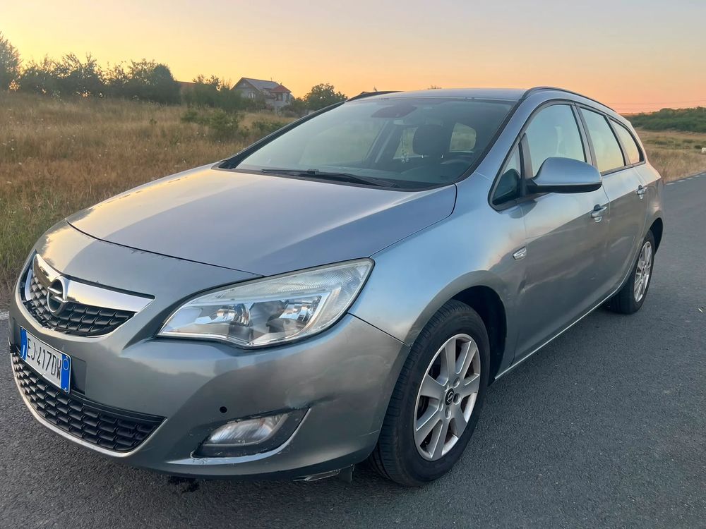 Opel Astra J [2009 - 2018] 1.7 CDTI 2011